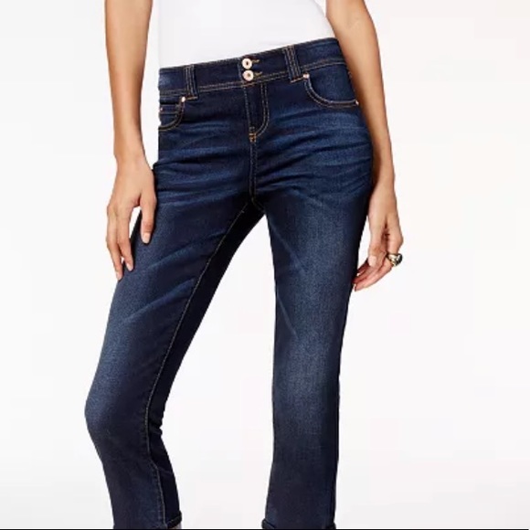 Straight Leg Curvy Fit Crop Denim Jeans 